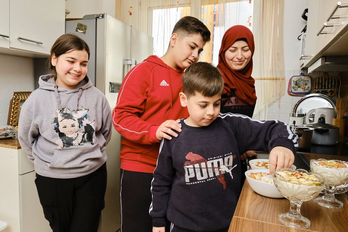 Von Generation zu Generation: Resam kocht heute mit ihren Kindern Gerichte, die ihre Mutter schon für sie gekocht hat