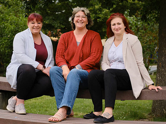 Susanne Hahn, Jessica Godart und Lynn Roytberh (v. l.) bilden den neuen Mieterbeirat in Karow